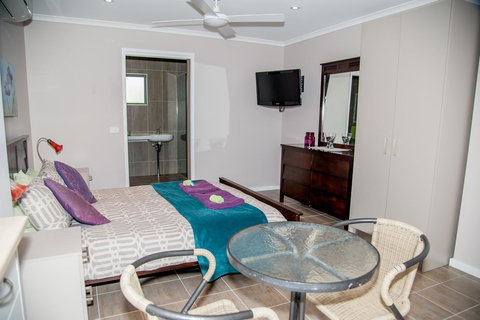 Sinclairs Country Retreat - Sydneys Hotel 34