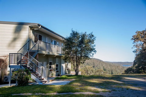 Sinclairs Country Retreat - Sydneys Hotel 15