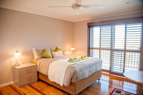 Sinclairs Country Retreat - Sydneys Hotel 12