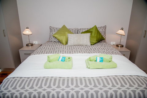 Sinclairs Country Retreat - Sydneys Hotel 43