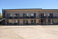 Book Lithgow Accommodation Vacations Sydneys Hotel Sydneys Hotel