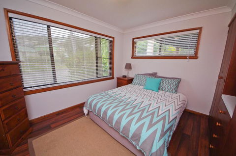 Breakaway, 11 Scott Street - Sydneys Hotel 6