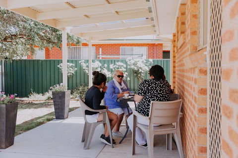 Central Wagga Self Catering Apartment - Sydneys Hotel 17