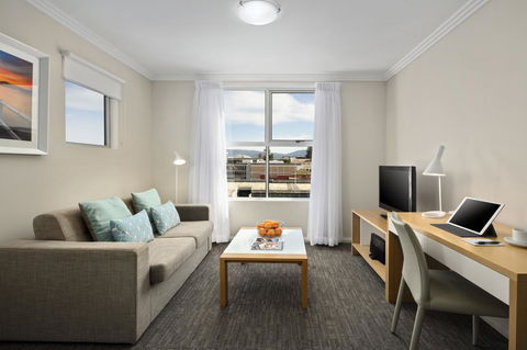 Quest Wollongong - Sydneys Hotel 3