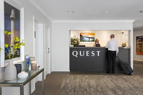 Quest Wollongong - Sydneys Hotel 10