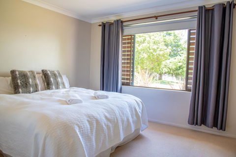 Belmont - Sydneys Hotel 2