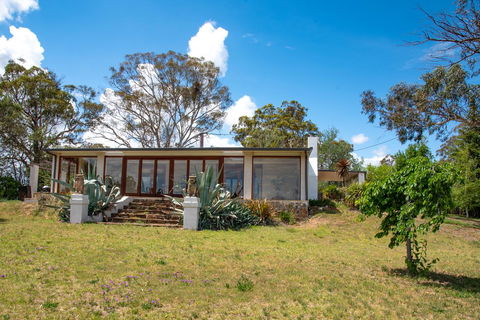 Belmont - Sydneys Hotel 28