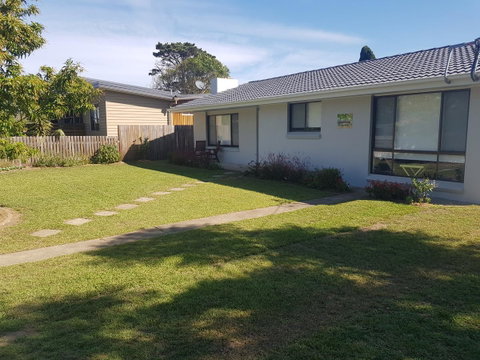Golden Hill Cottage - Sydneys Hotel 0