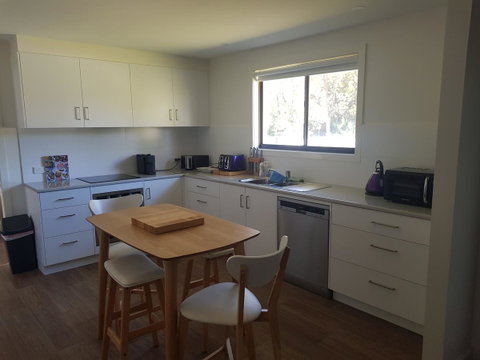 Golden Hill Cottage - Sydneys Hotel 10