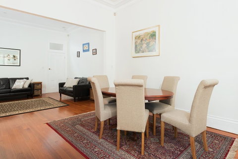 Coogee Family Home CO19 - Sydneys Hotel 3