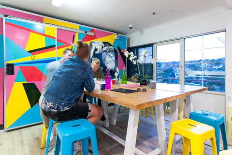Mad Monkey Hostel Coogee Beach - Sydneys Hotel 21