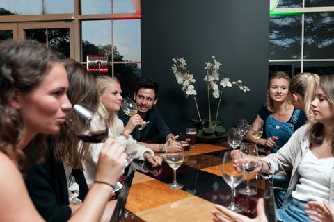 Mad Monkey Hostel Coogee Beach - Sydneys Hotel 20