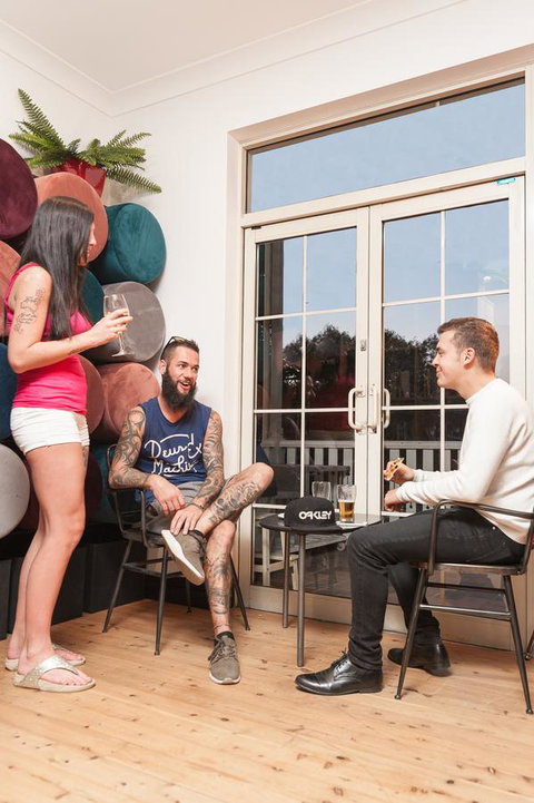Mad Monkey Hostel Coogee Beach - Sydneys Hotel 34