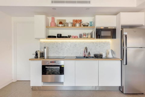 Scandi Beach Apartment - Sydneys Hotel 13