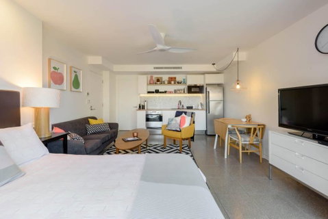 Scandi Beach Apartment - Sydneys Hotel 8