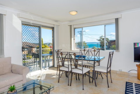 Ronald Avenue 1/65 - Shoal Bay - Sydneys Hotel 2