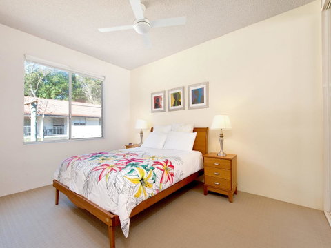 Victoria Parade, Kiah, Unit 10, 53 - Sydneys Hotel 9