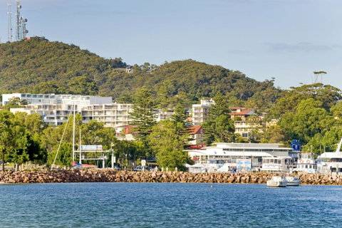 Victoria Parade, Kiah, Unit 10, 53 - Sydneys Hotel 16