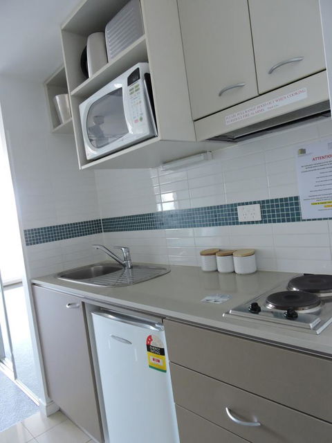 BASE Holidays - Ettalong Beach Premium Apartments - Sydneys Hotel 21