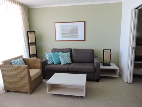 BASE Holidays - Ettalong Beach Premium Apartments - Sydneys Hotel 17