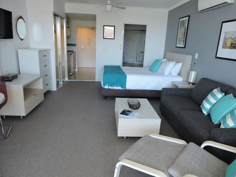 BASE Holidays - Ettalong Beach Premium Apartments - Sydneys Hotel 18