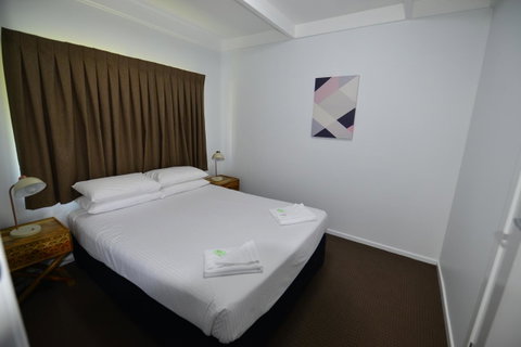 City Centre Apartments - Sydneys Hotel 0