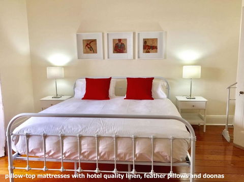 Morpeth Cottage - Sydneys Hotel 38