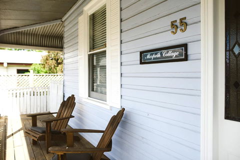 Morpeth Cottage - Sydneys Hotel 4