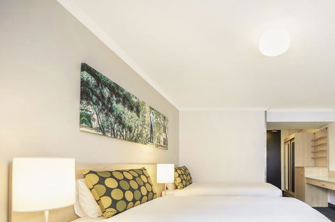 Novotel Sydney City Centre - Sydneys Hotel 6