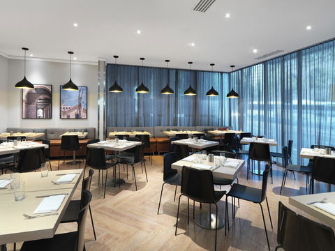 Novotel Sydney City Centre - Sydneys Hotel 20