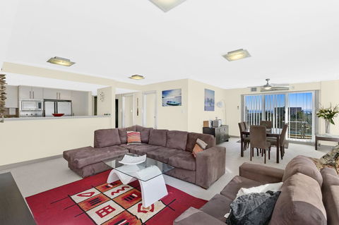 Sandy Cove Apartments - Sydneys Hotel 10