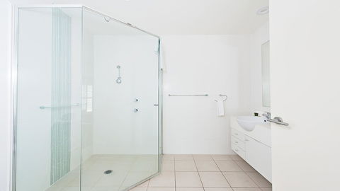 Pacific Blue, Salamander Bay - Sydneys Hotel 17