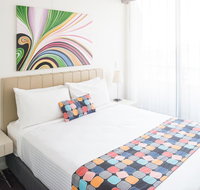 Seasons Harbour Plaza - Sydneys Hotel
