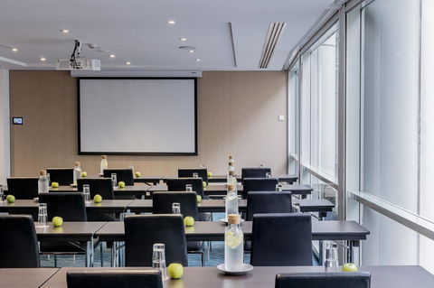 Novotel Sydney Darling Square - Sydneys Hotel 26