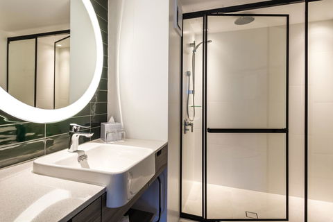 Novotel Sydney Darling Square - Sydneys Hotel 8