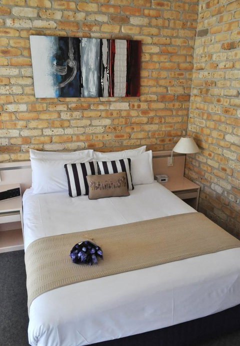 Mollymook Surfbeach Motel & Apartments - Sydneys Hotel 6