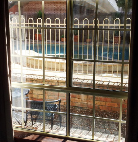 Mollymook Surfbeach Motel & Apartments - Sydneys Hotel 28