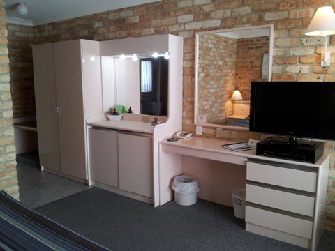Mollymook Surfbeach Motel & Apartments - Sydneys Hotel 19