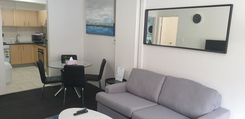Liv Arena Apartments Darling Harbour - Sydneys Hotel 2