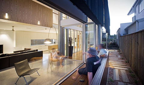 Casuarina Beachfront House - Hostie Properties - Sydneys Hotel 7