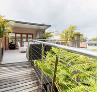 Family surf house 5 min walk to Manly beach - Sydneys Hotel