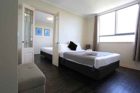 Little Coogee Hotel - Sydneys Hotel 17