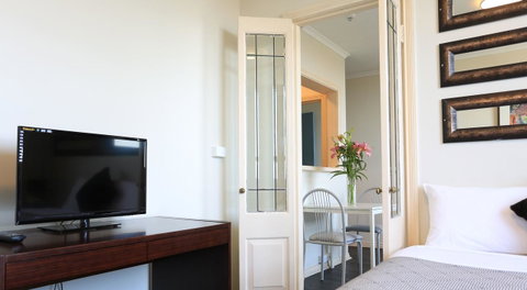 Little Coogee Hotel - Sydneys Hotel 10