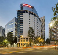 Travelodge Hotel Sydney - Sydneys Hotel