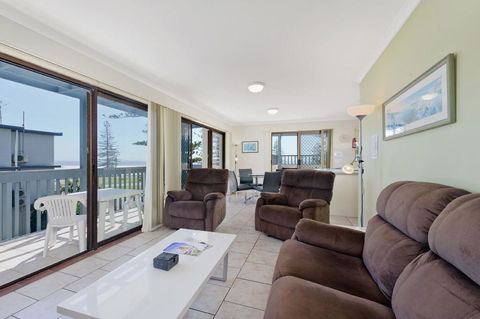 Beach House Holiday Apartments - Sydneys Hotel 22