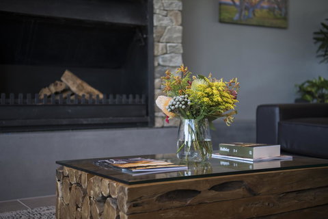 Abode Murrumbateman - Sydneys Hotel 9