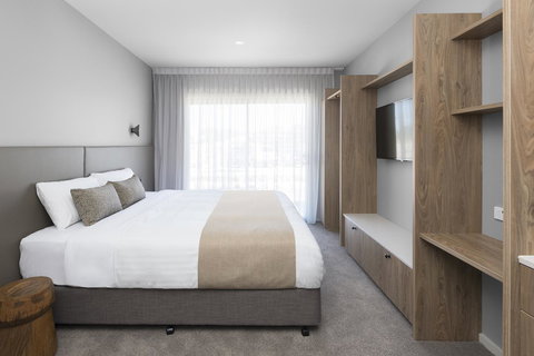 Abode Murrumbateman - Sydneys Hotel 15
