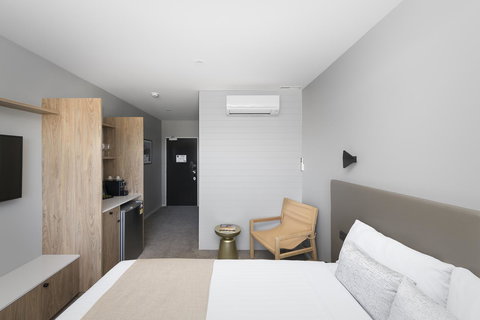 Abode Murrumbateman - Sydneys Hotel 16