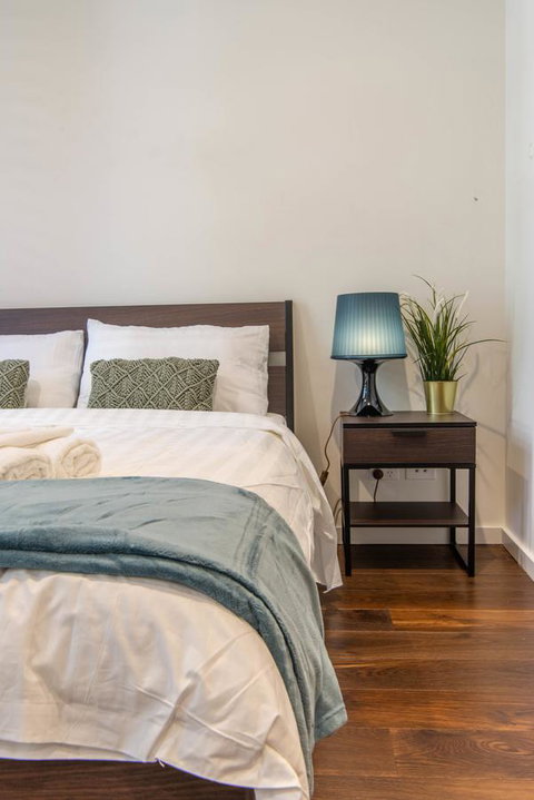 Sydney CBD Brand New Apartments With Hyde Park View - Sydneys Hotel 16