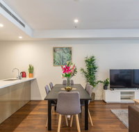 Sydney CBD Brand New Apartments with Hyde Park View - Sydneys Hotel